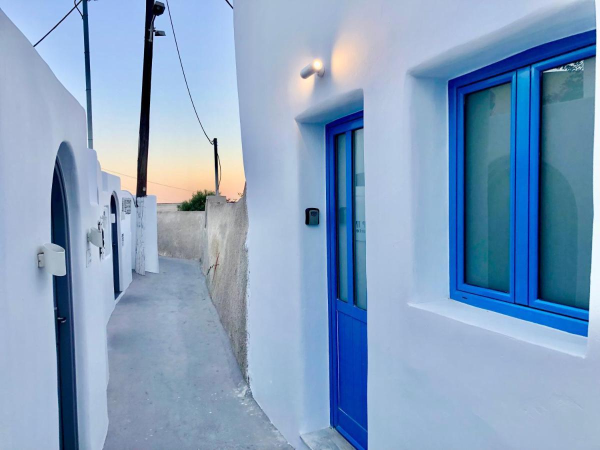 Oldtown Suites Fira Exteriér fotografie