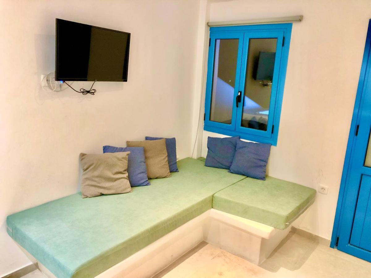 Oldtown Suites Fira Exteriér fotografie